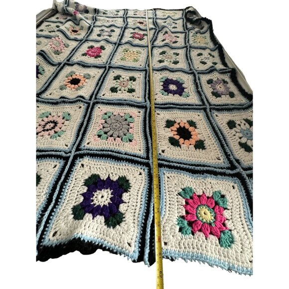 Vintage Handmade Crochet Granny Square Blanket 61"x50" Floral Pattern Pastel Col - Picture 4 of 4